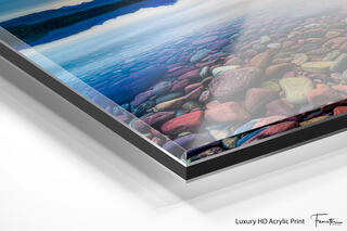 Metal vs. Acrylic Prints: Which Is Right for Your Space?