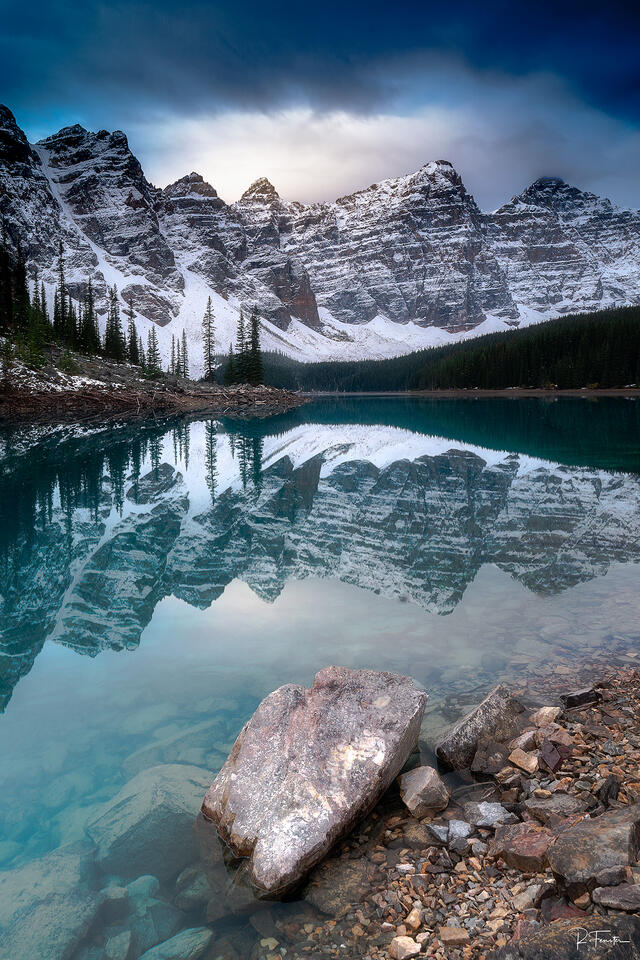 moraine-lake-sunrise