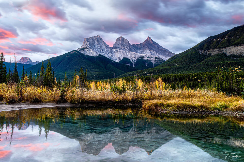 three-sisters-sunrise-canmore